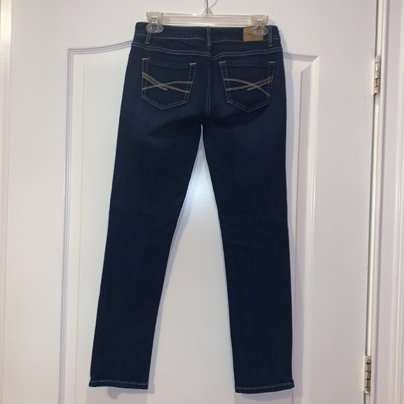 Aeropostale Bayla Skinny Jeans Size 1/2 Short - Picture 4 of 11